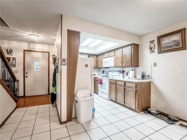 9907 Mashburn Boulevard, Oklahoma City, OK 73162