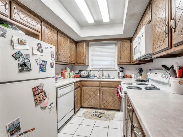 9907 Mashburn Boulevard, Oklahoma City, OK 73162