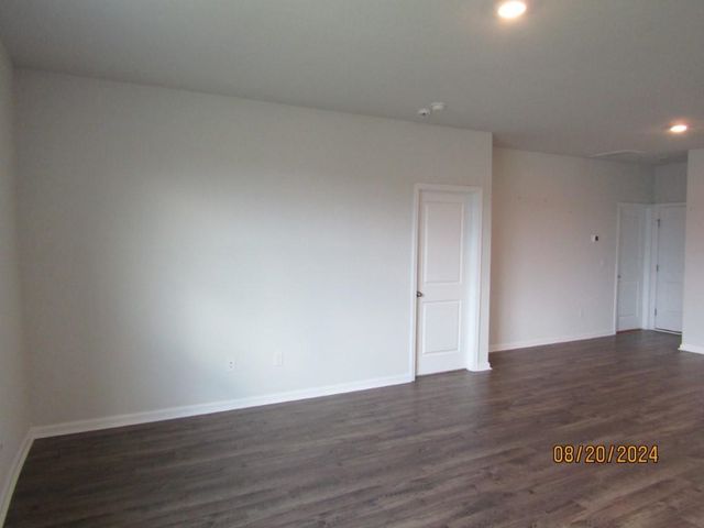 2155 Ainsley Dr., Little River, SC 29566