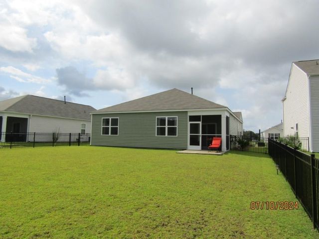 2155 Ainsley Dr., Little River, SC 29566