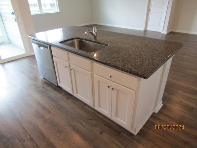 2155 Ainsley Dr., Little River, SC 29566