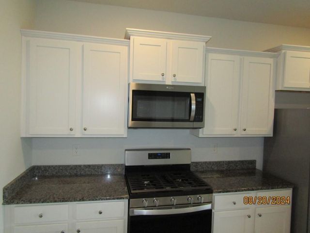 2155 Ainsley Dr., Little River, SC 29566