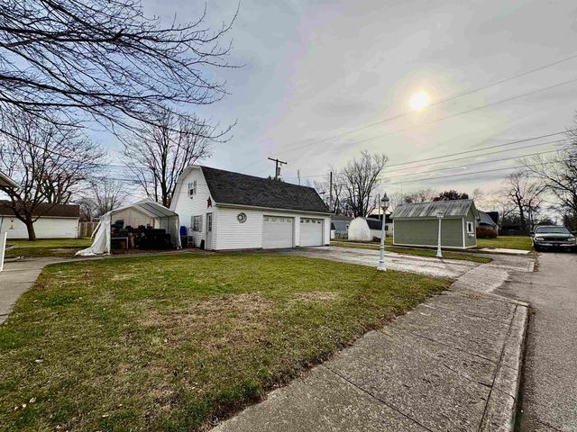 1128 W Cherry Street, Bluffton, IN 46714