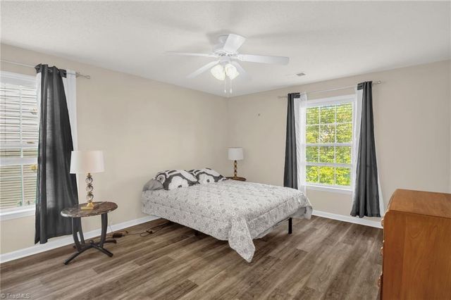 1620 Cherry Blossom Lane 204, Winston-salem, NC 27127