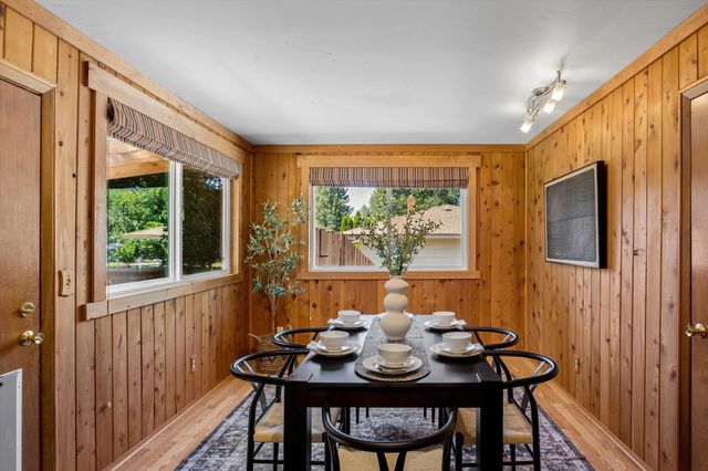 8213 N Whitehouse Dr, Spokane, WA 99208