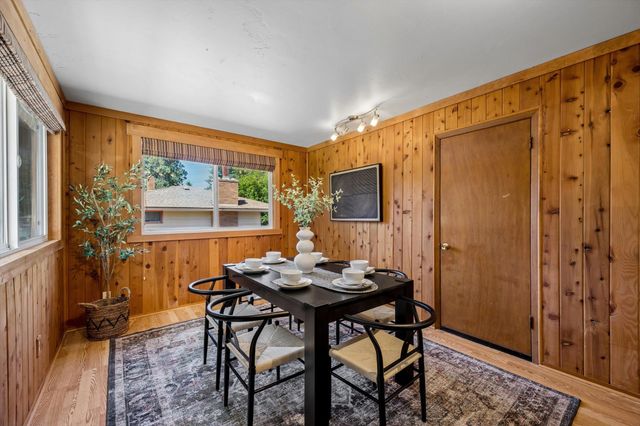 8213 N Whitehouse Dr, Spokane, WA 99208