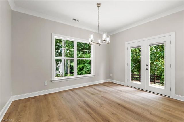 105 Kingsmill Court, Advance, NC 27006