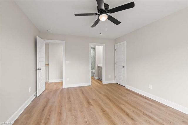 105 Kingsmill Court, Advance, NC 27006