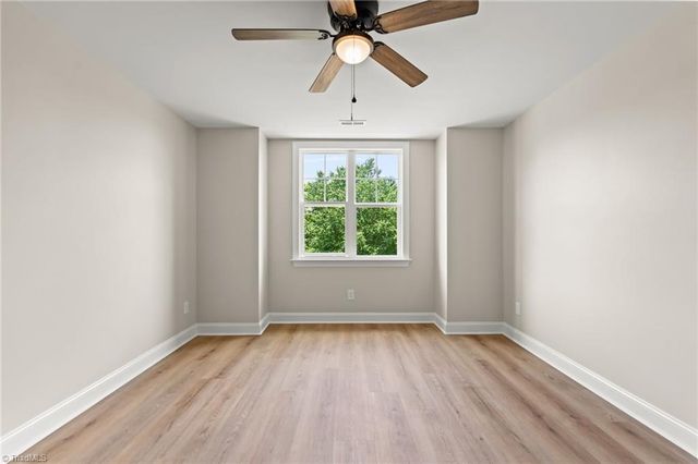 105 Kingsmill Court, Advance, NC 27006