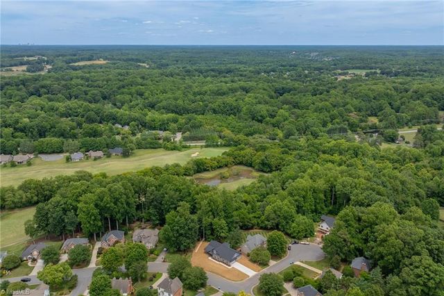 105 Kingsmill Court, Advance, NC 27006