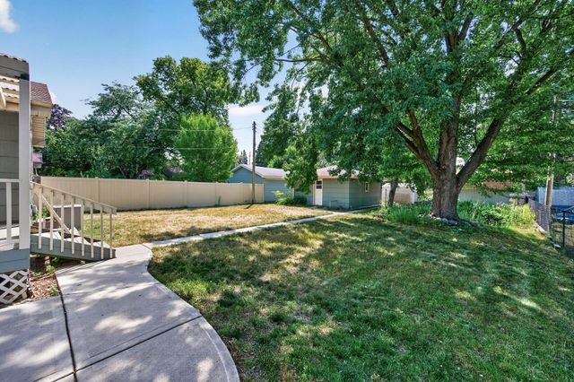 4621 Ewing Avenue N, Robbinsdale, MN 55422
