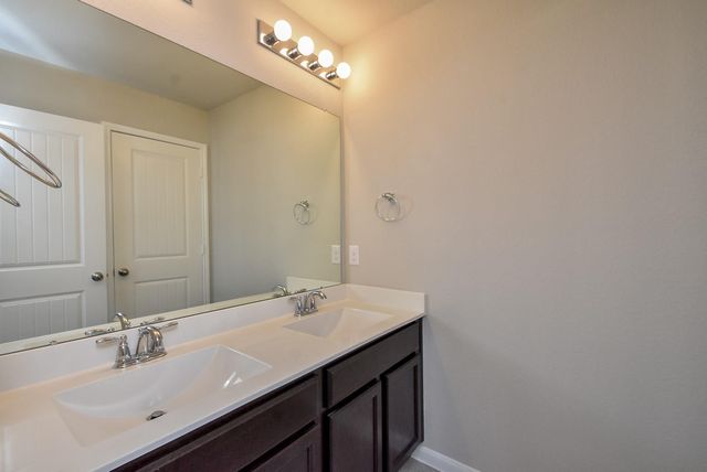 1427 Central Heights Drive, Missouri City, TX 77459