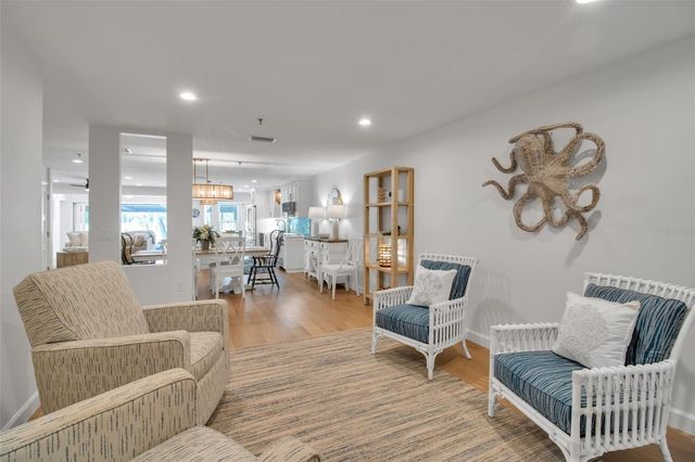 2123 HARBOURSIDE DRIVE 903, Longboat Key, FL 34228