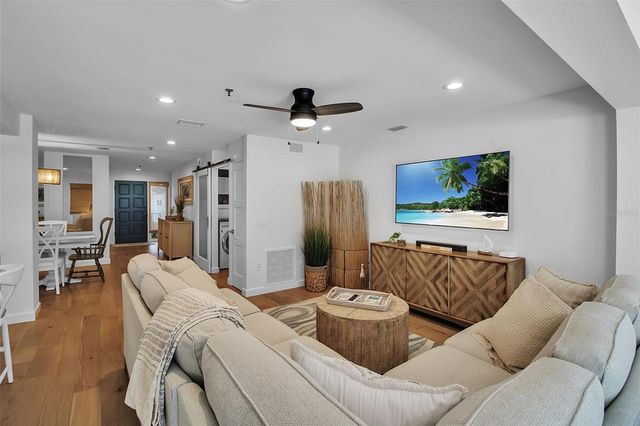 2123 HARBOURSIDE DRIVE 903, Longboat Key, FL 34228