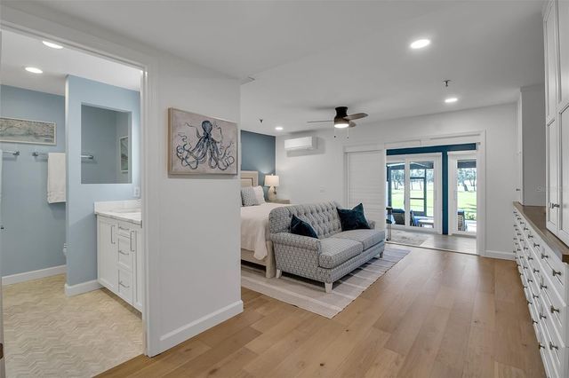 2123 HARBOURSIDE DRIVE 903, Longboat Key, FL 34228