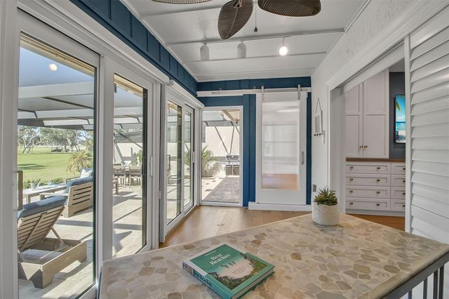 2123 HARBOURSIDE DRIVE 903, Longboat Key, FL 34228