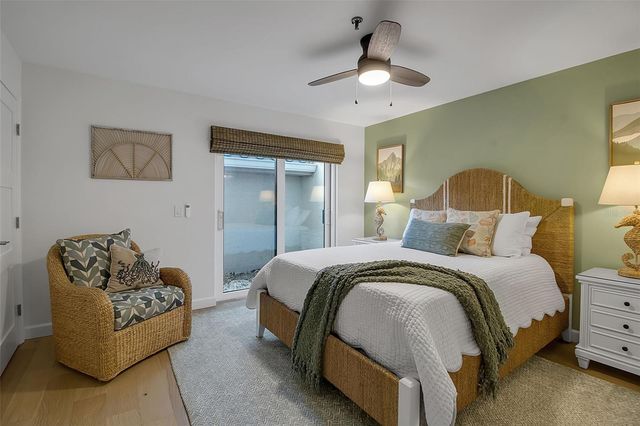 2123 HARBOURSIDE DRIVE 903, Longboat Key, FL 34228