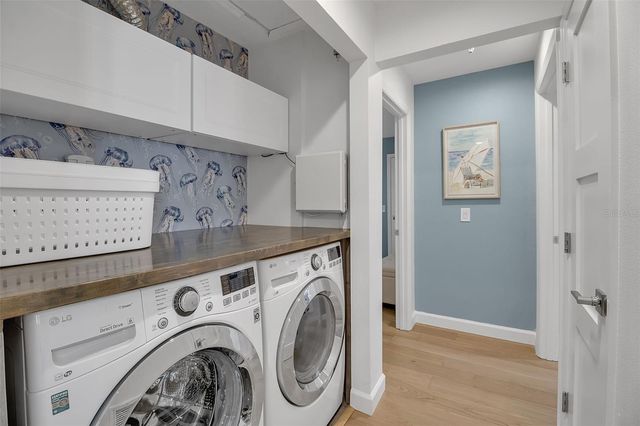 2123 HARBOURSIDE DRIVE 903, Longboat Key, FL 34228