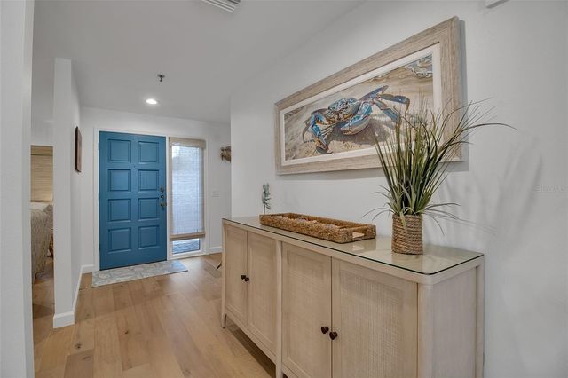 2123 HARBOURSIDE DRIVE 903, Longboat Key, FL 34228