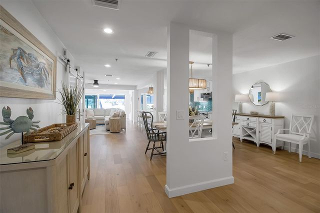 2123 HARBOURSIDE DRIVE 903, Longboat Key, FL 34228