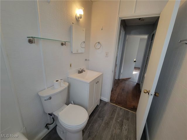 4176 W 143rd Street, Cleveland, OH 44135