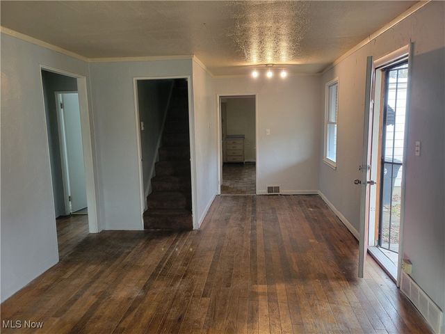 4176 W 143rd Street, Cleveland, OH 44135