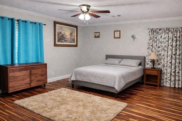 3210 Martha Street, Vidor, TX 77662