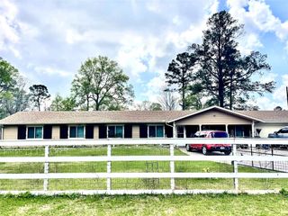 3210 Martha Street, Vidor, TX 77662