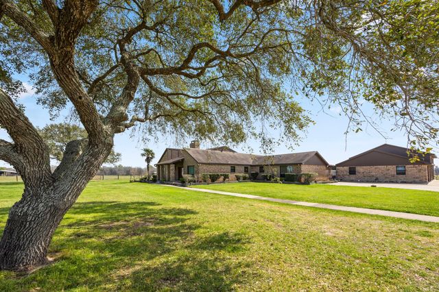 14793 County Road 272, East Bernard, TX 77435