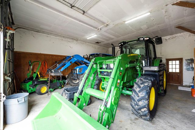 14793 County Road 272, East Bernard, TX 77435