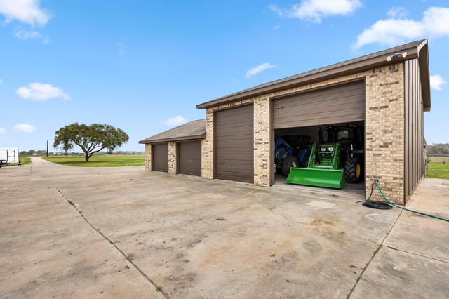 14793 County Road 272, East Bernard, TX 77435