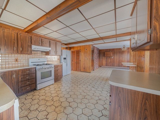 118 Sunnyside Ave., Winthrop, MA 02152