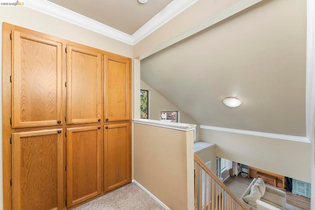 Image 17 of property listing at 1030 Betsy Ross DR, Roseville, CA 95747