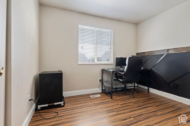 6761 S HIGH BLUFF DR, West Jordan, UT 84084