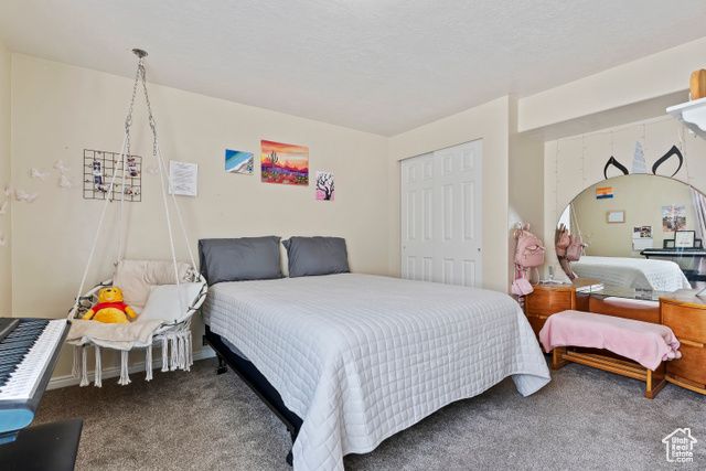 6761 S HIGH BLUFF DR, West Jordan, UT 84084
