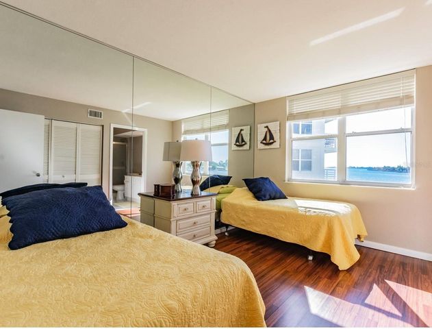 6081 BAHIA DEL MAR CIRCLE 349, St Petersburg, FL 33715