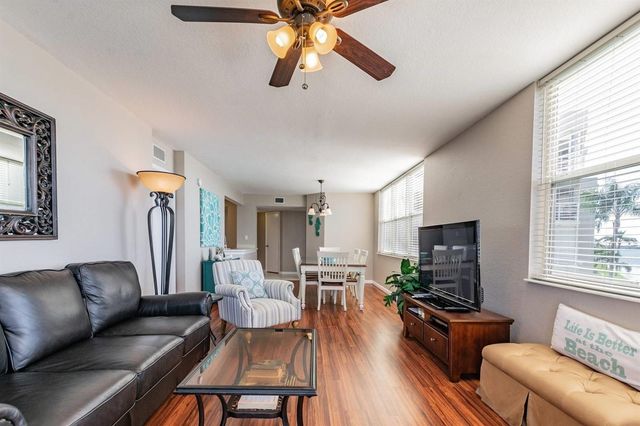 6081 BAHIA DEL MAR CIRCLE 349, St Petersburg, FL 33715