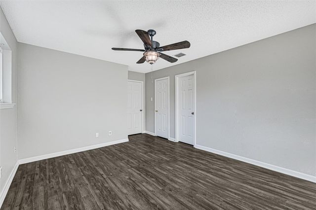 1803 Flamingo Drive, League City, TX 77573