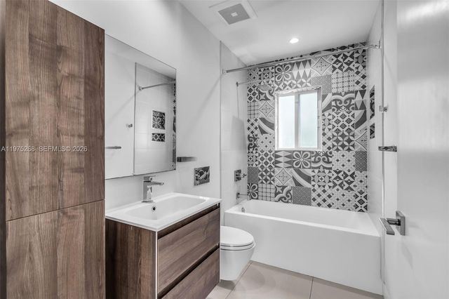 1632 SW 12th St, Miami, FL 33135