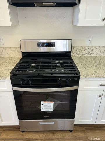 1750 E Avenue Q14 20, Palmdale, CA 93550