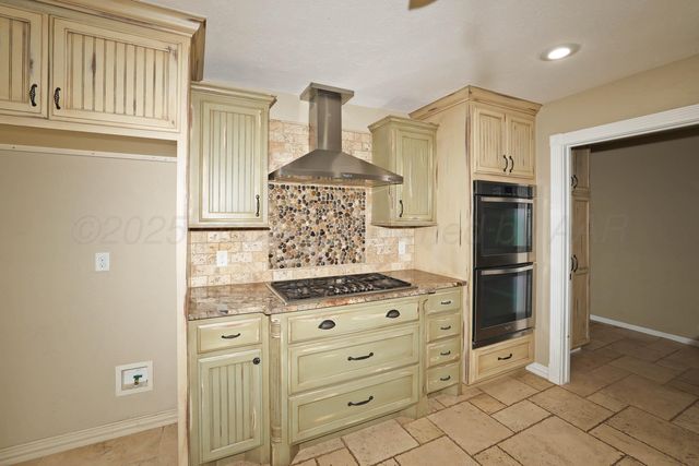 62 HUNSLEY HILLS Boulevard, Canyon, TX 79015