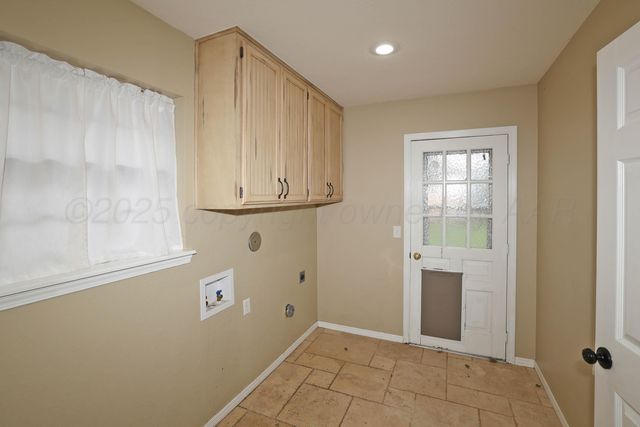 62 HUNSLEY HILLS Boulevard, Canyon, TX 79015