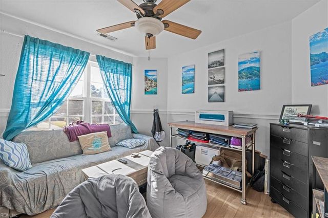 725 Beach RD, Hampton, VA 23664