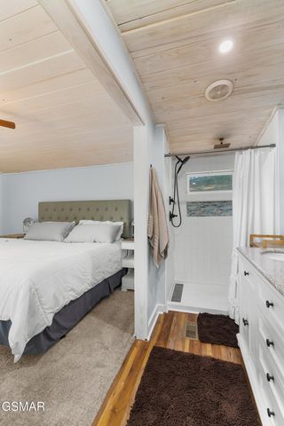 1607 Kinder Lane, Dandridge, TN 37725