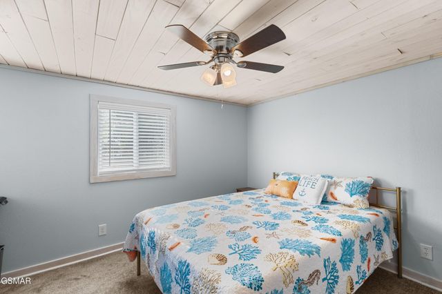 1607 Kinder Lane, Dandridge, TN 37725