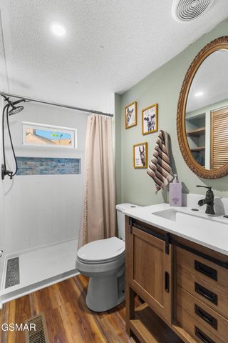 1607 Kinder Lane, Dandridge, TN 37725