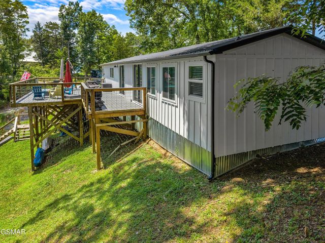 1607 Kinder Lane, Dandridge, TN 37725