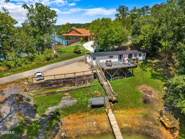 1607 Kinder Lane, Dandridge, TN 37725