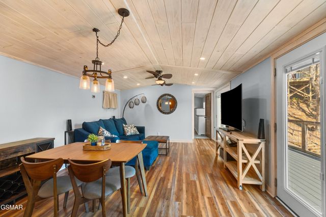1607 Kinder Lane, Dandridge, TN 37725