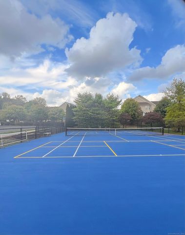 10 Sampson Terrace 10, Danbury, CT 06810